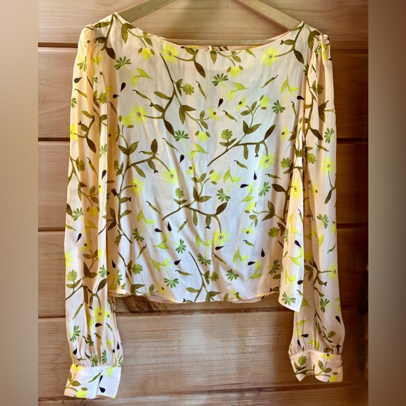 Anthropologie Tops - Anthropologie GUAPA Cream Peach and Green Floral Blouse. Size Medium